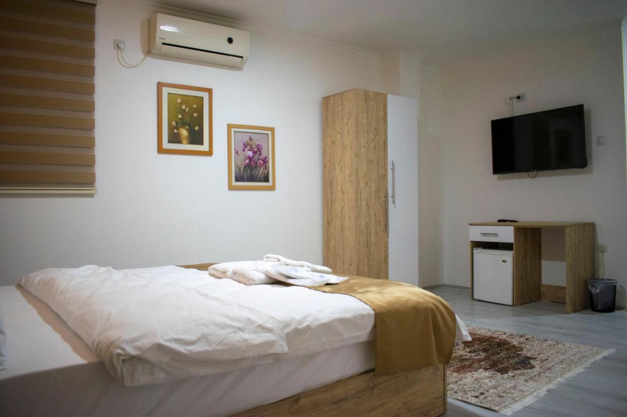 Hotel Old Alisa Üsküp Dış mekan fotoğraf