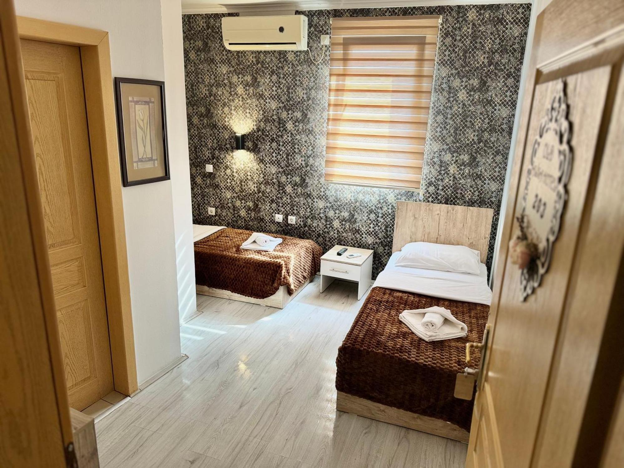 Hotel Old Alisa Üsküp Dış mekan fotoğraf